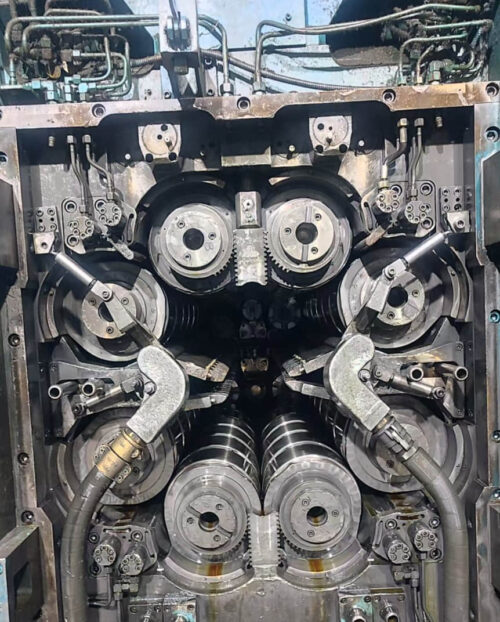 Hydraulic AGC HGC cylinder and servo valve station on strip rolling mill
